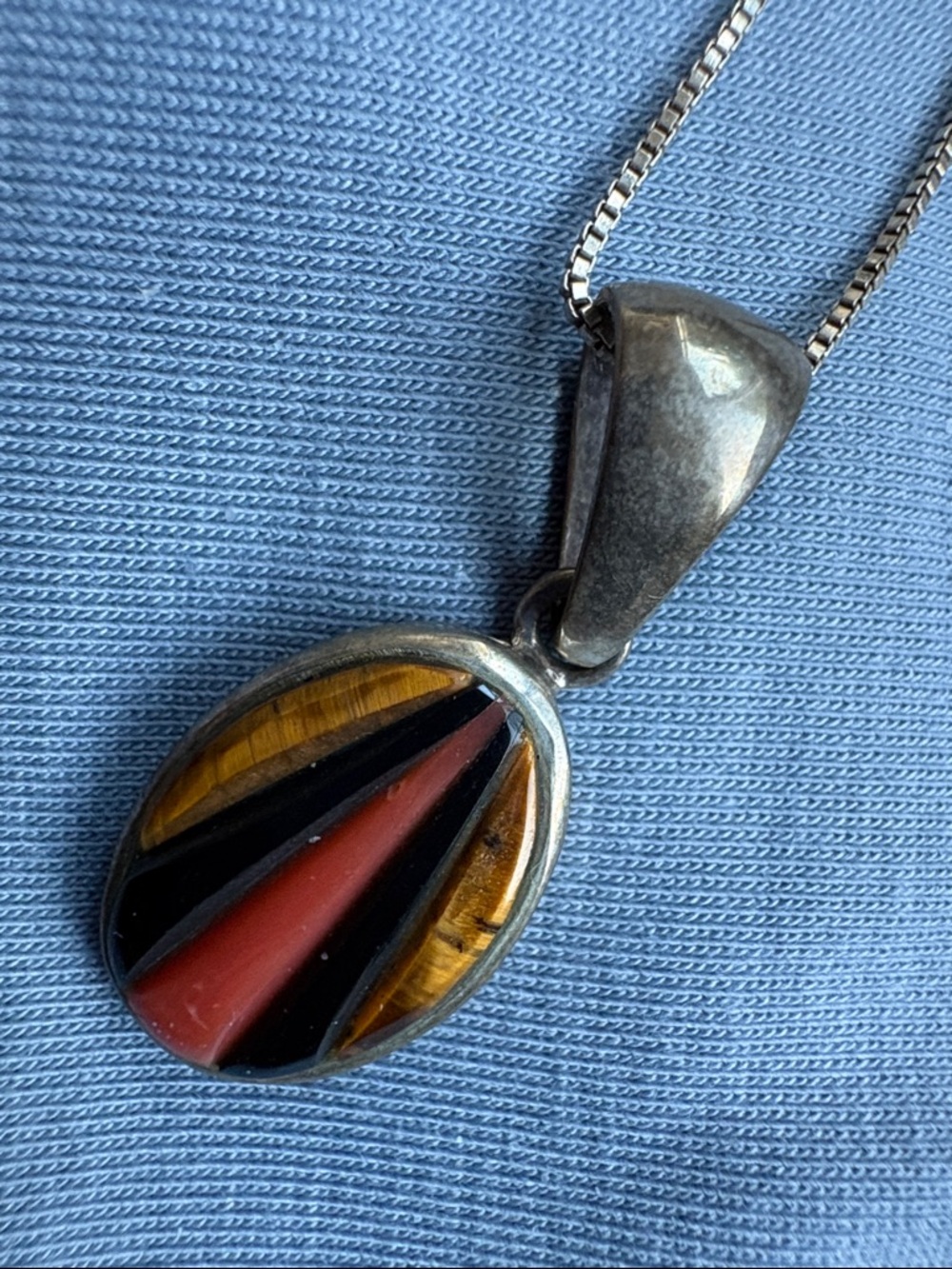 Silver Chain Necklace with Multicolor Round Enamel Pendant - Women